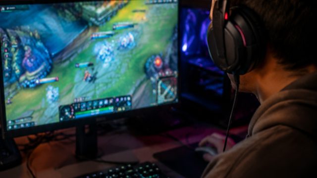 The Rise of Online Gaming: Exploring New Trends in 2023