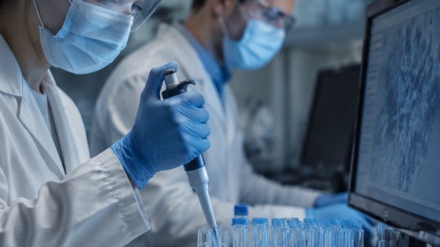 New COVID-19 Vaccine Study Reveals Urgent Insights After CDC Controversy