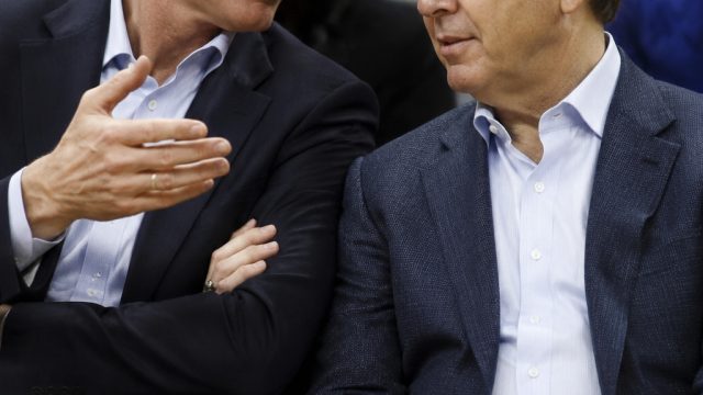 Warriors' Draft Strategy: Insights from Dunleavy and Lacob's Viral Exchange
